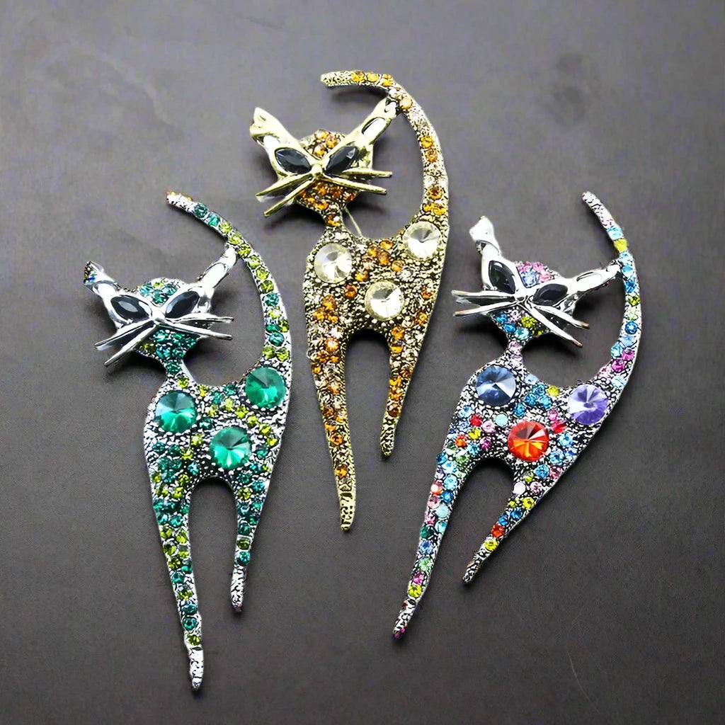 Ritzy Cat Brooch in Three Colors